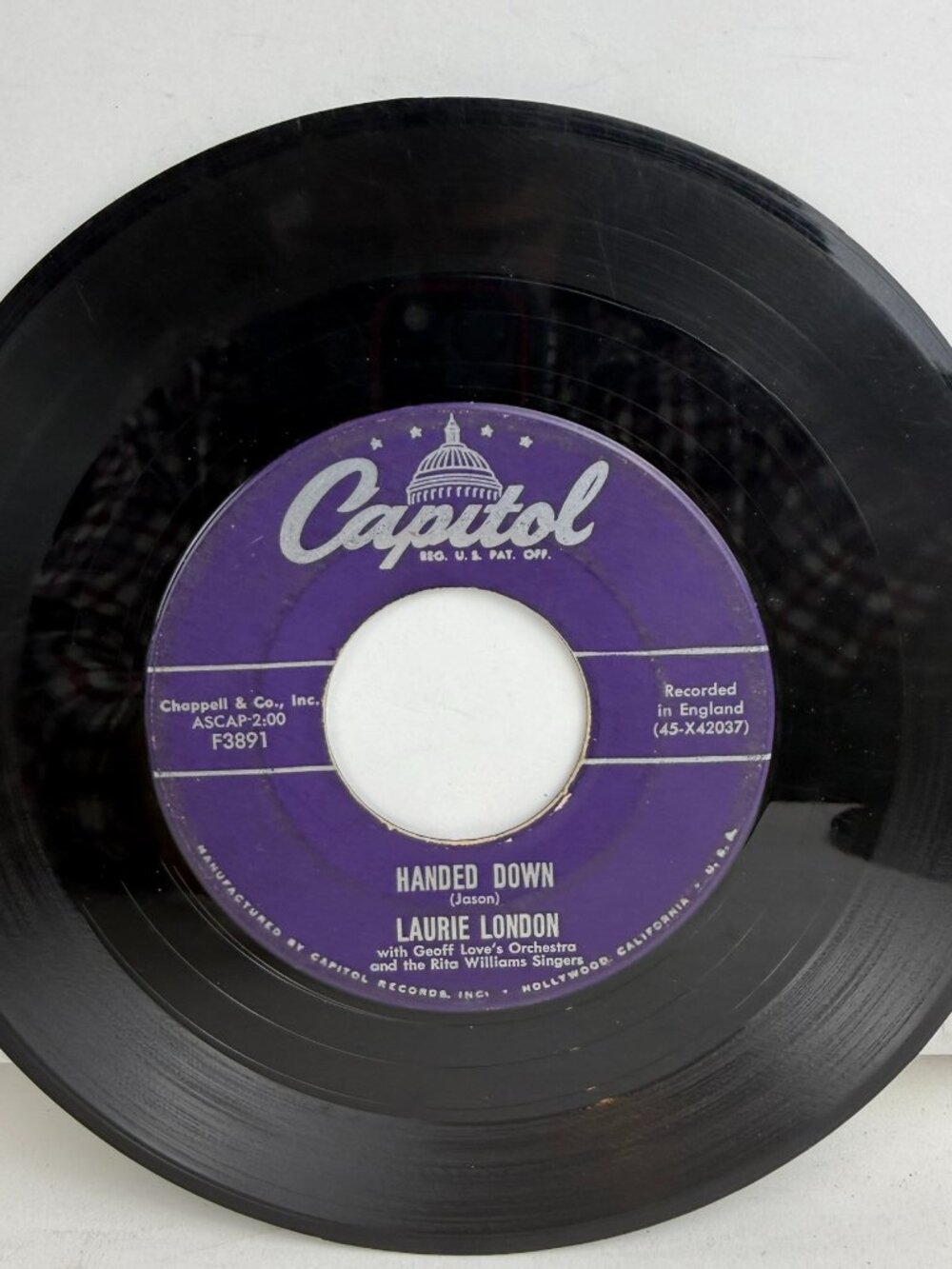 Vintage 1958 Laurie London He's Got The Whole World 7" 45 Vinyl Capitol F3891